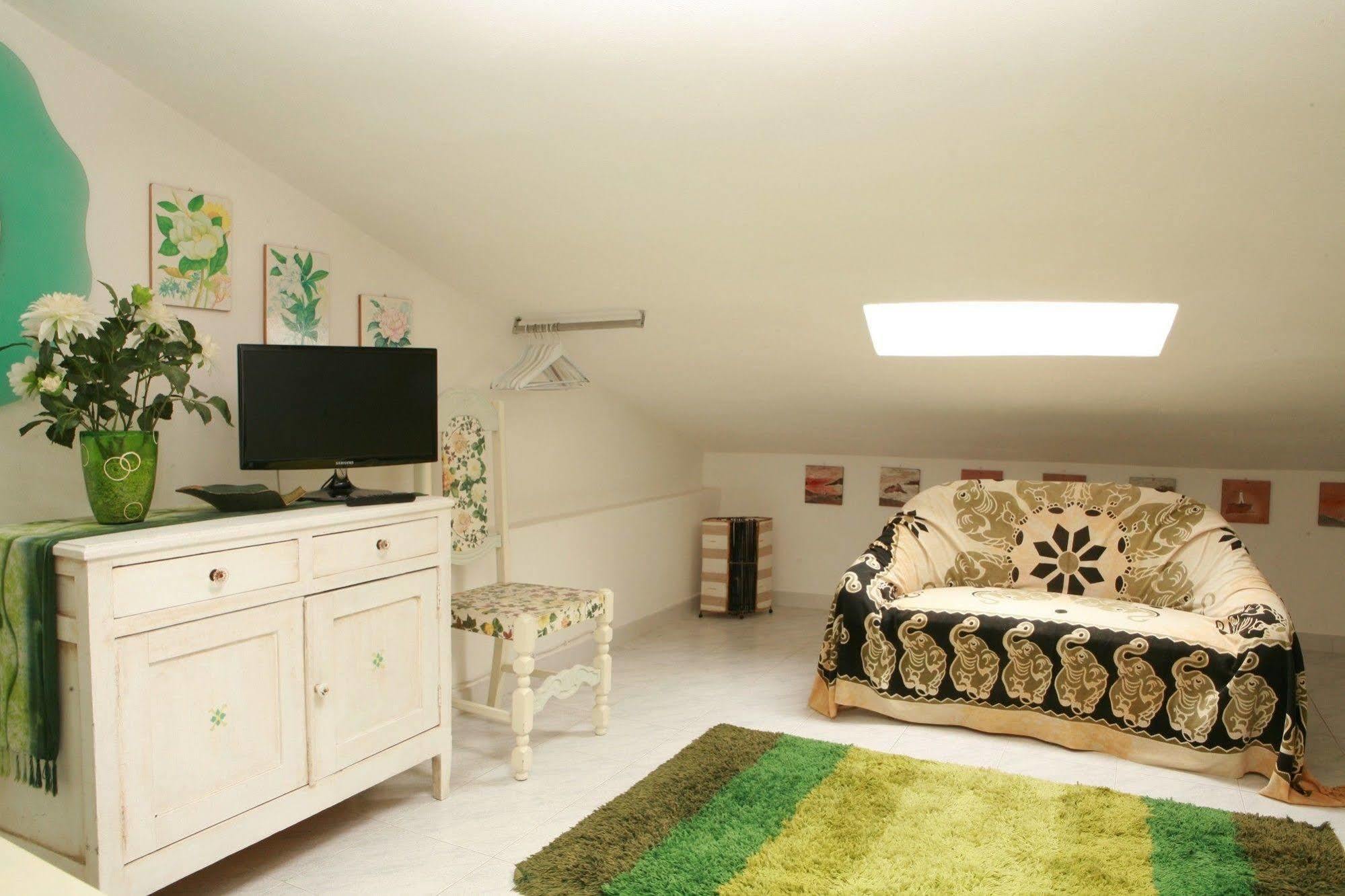 Al Vecchio Pioppo Bed & Breakfast Praia a Mare Luaran gambar