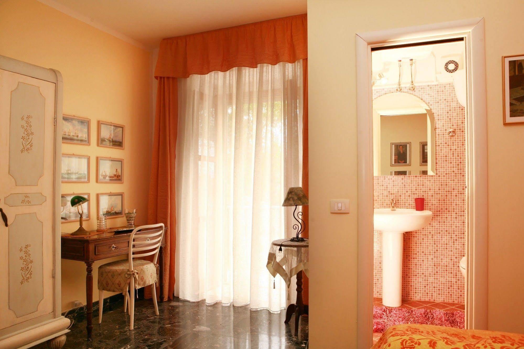 Al Vecchio Pioppo Bed & Breakfast Praia a Mare Luaran gambar